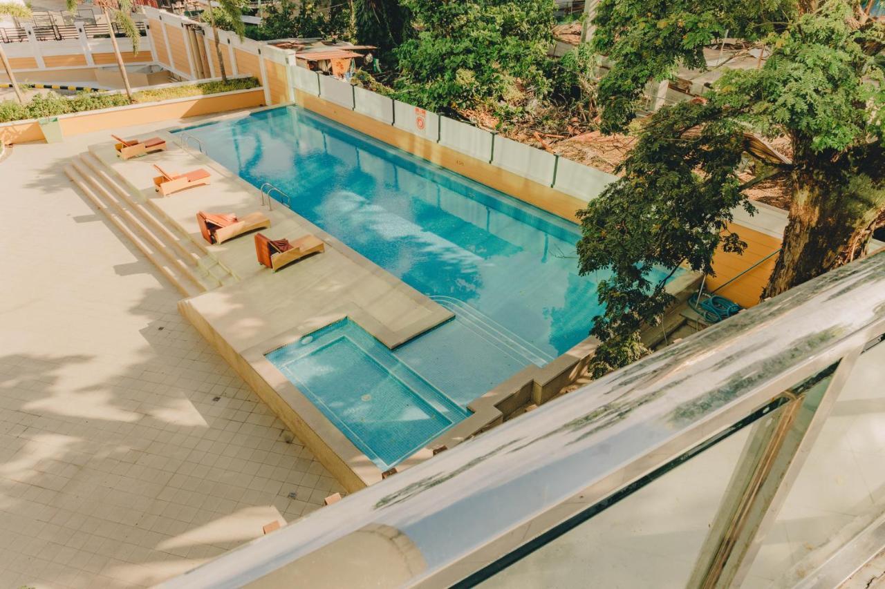 Ayala Mall 10Mins Walk Cebu City Apartment & Pool Exterior photo